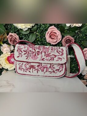 Handcrafted In India Bead Pink & White Floral Shoulder Bag NWT